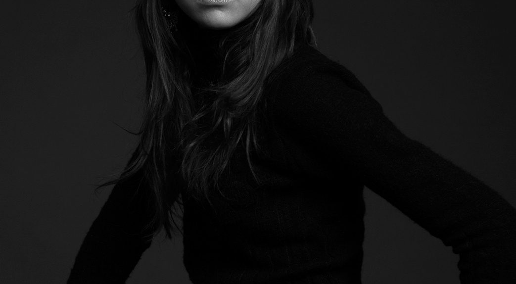 Kobiecy portret studyjny