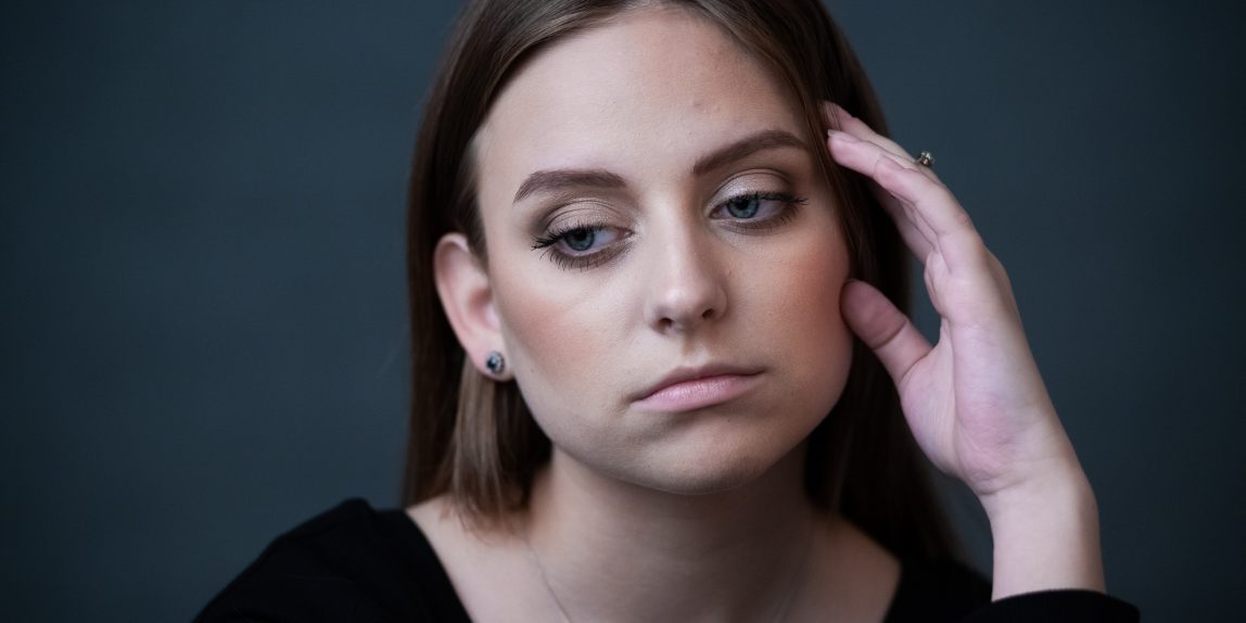 Portret dziewczyny - sesja studyjna