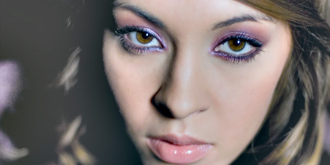 Kobiecy portret bliski - oczy