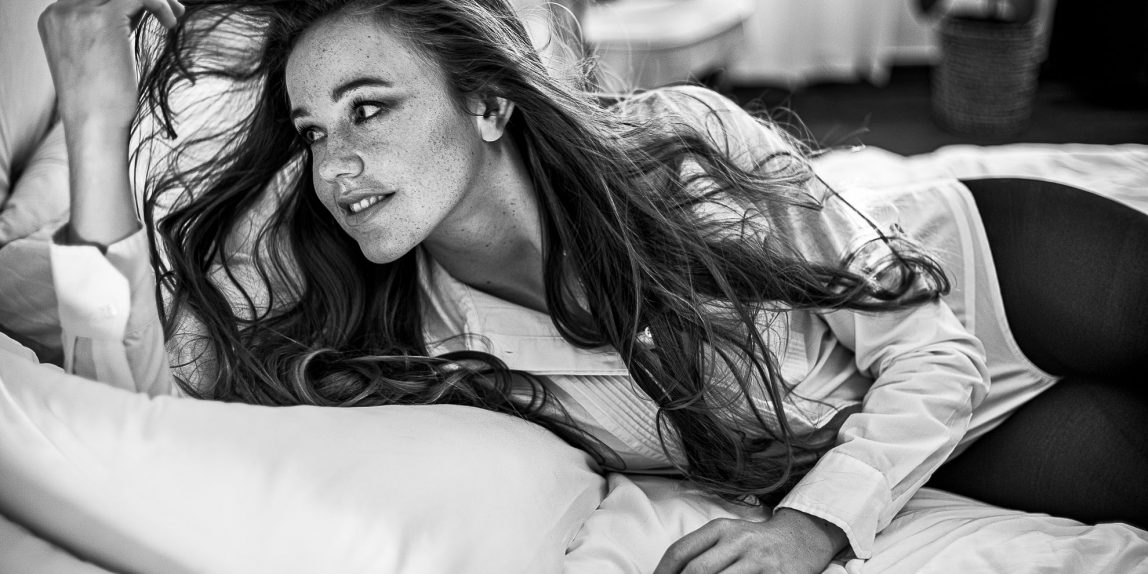 portret kobiecy - projekt "NOGI"