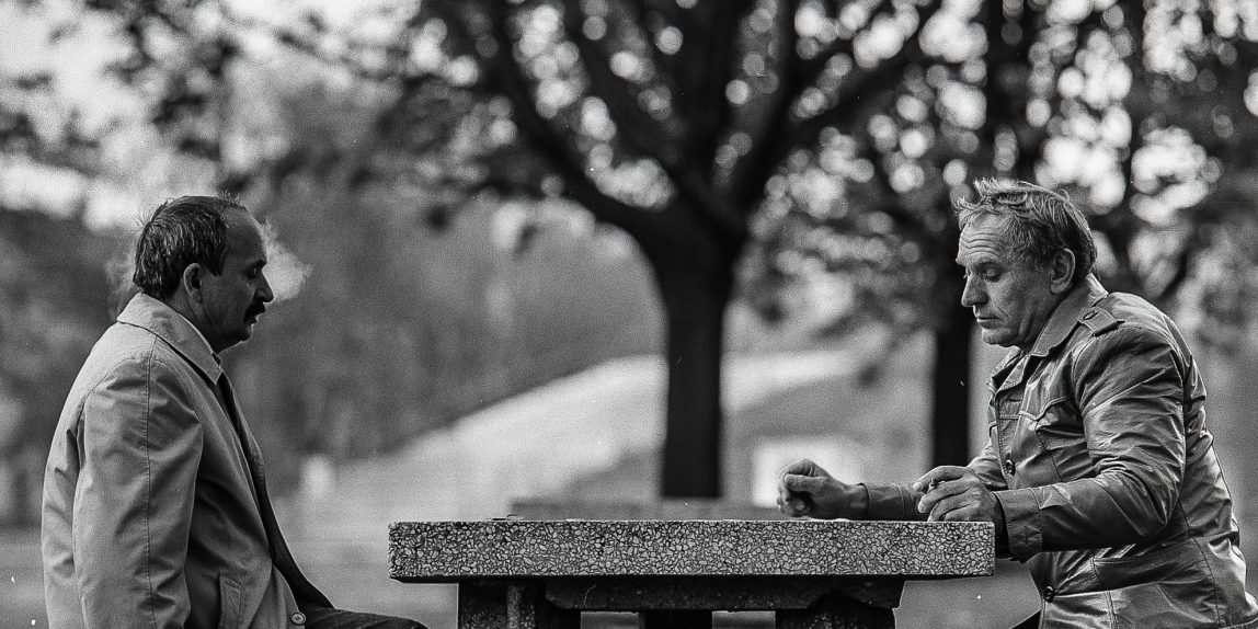 W parku przy warcabach - park 3 maja Łódż