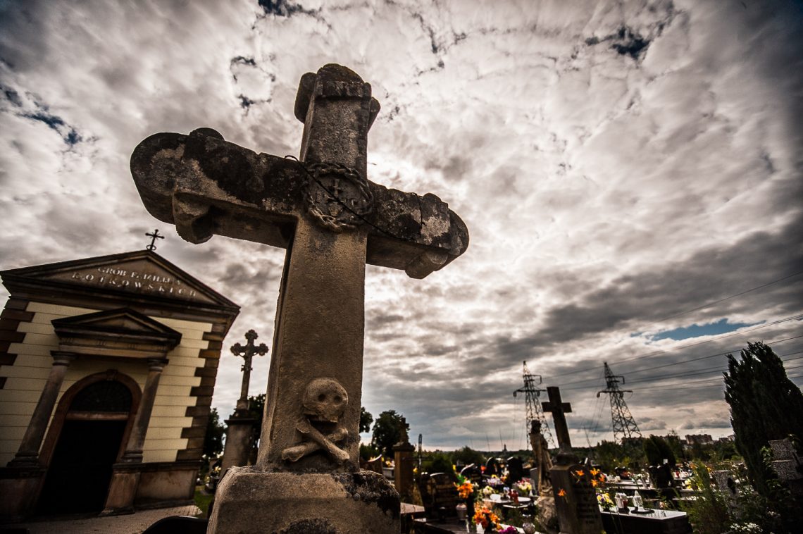 Obiekty sakralne - Cmentarz